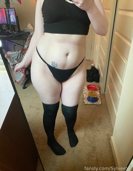 SylveeVT Quick photo