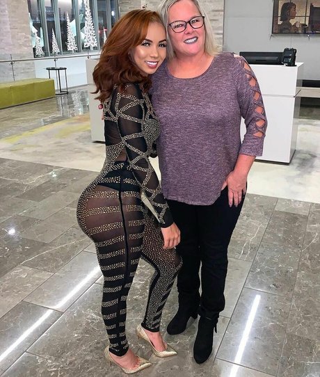 milf anal onlyfans pretty gallery