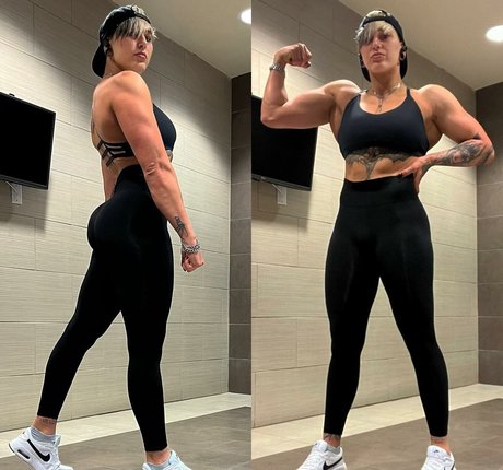 bodybuilder nude onlyfans pornographic galleries