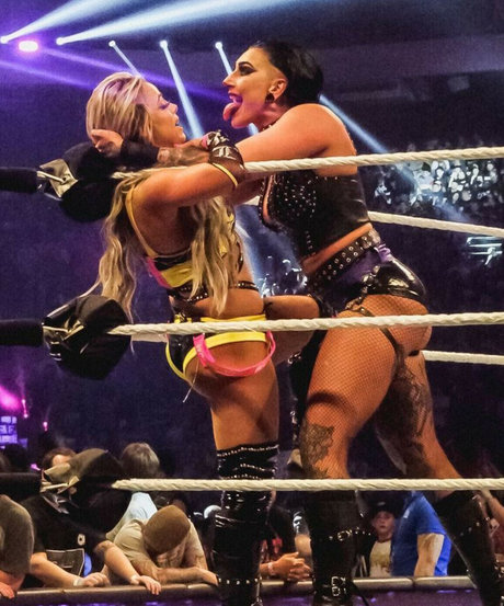 Rhea Ripley model hot images