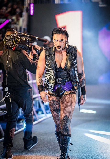 Rhea Ripley pretty actress picture