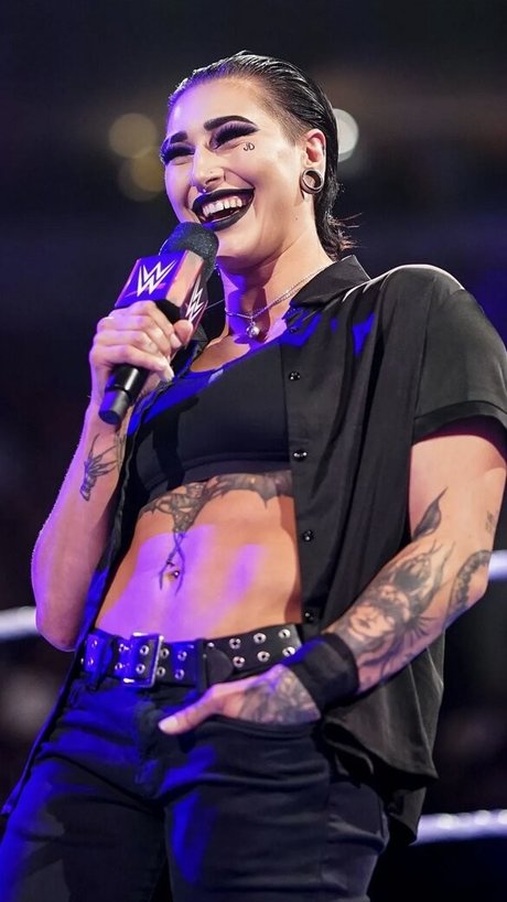 Rhea Ripley pornstar nudes archive