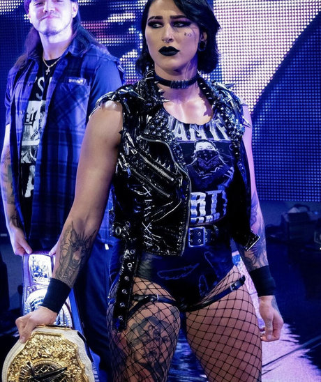 Rhea Ripley naked star pictures