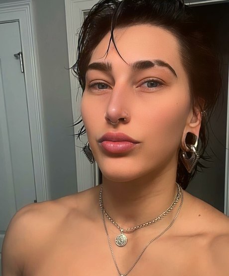 cougars onlyfans beautiful nude photo