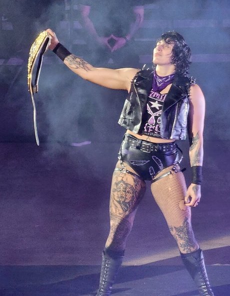 Rhea Ripley model pics