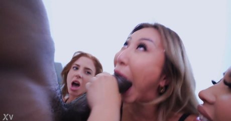 Lumi Ray adult model photos