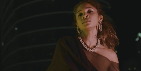 Tai Aysha art model photos