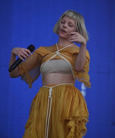 Aurora Aksnes perfect pornstar photos