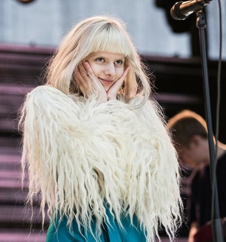 Aurora Aksnes actress galleries