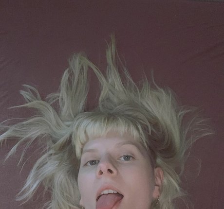 black threesome onlyfans hot pictures