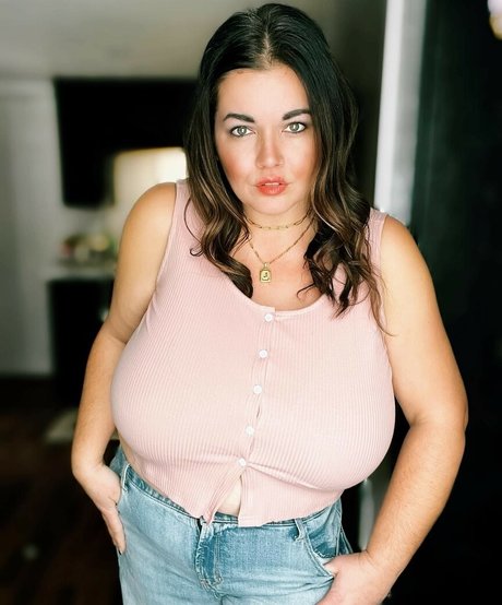 Jolene Mendez pornstar perfect picture