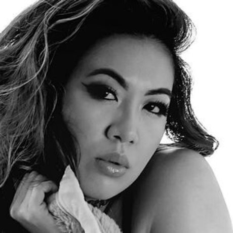 aiokilaci hot pornstar pics