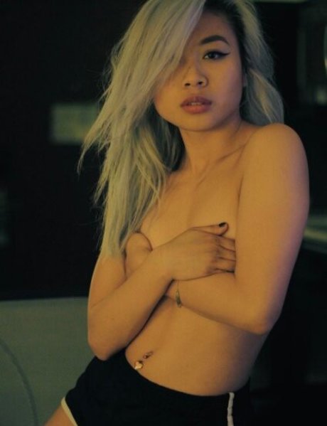 Charliedrizzle model pornographic pics