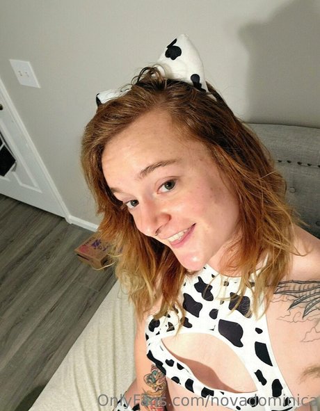 novadominica model pornographic image