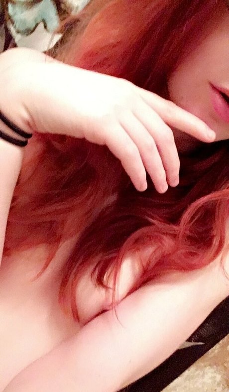 deezefreeze exclusive actress img