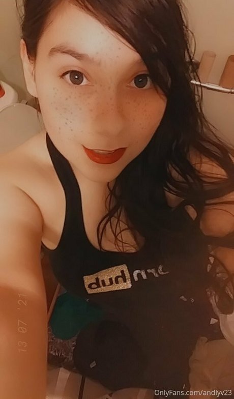 popular onlyfans beautiful nude photo