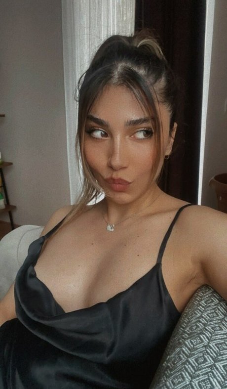 pelisilin model xxx photos