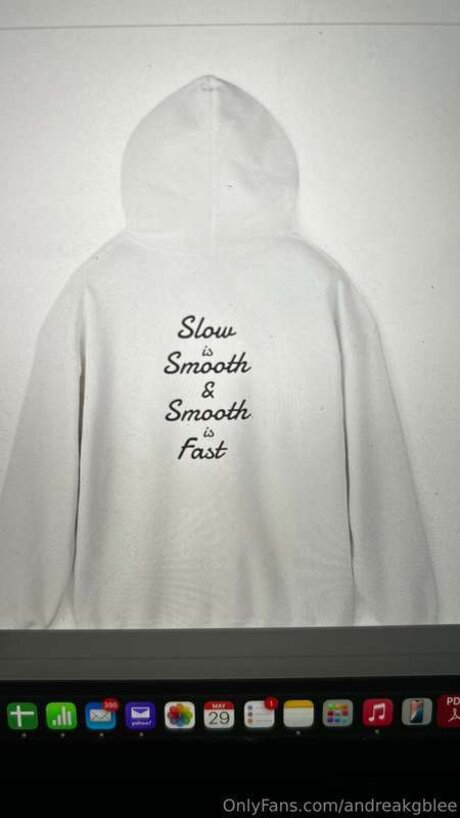 Andreakgblee model best photo