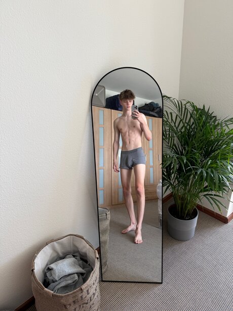 Anepicboy model beautiful img