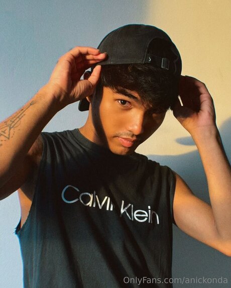 Anickonda art model pictures