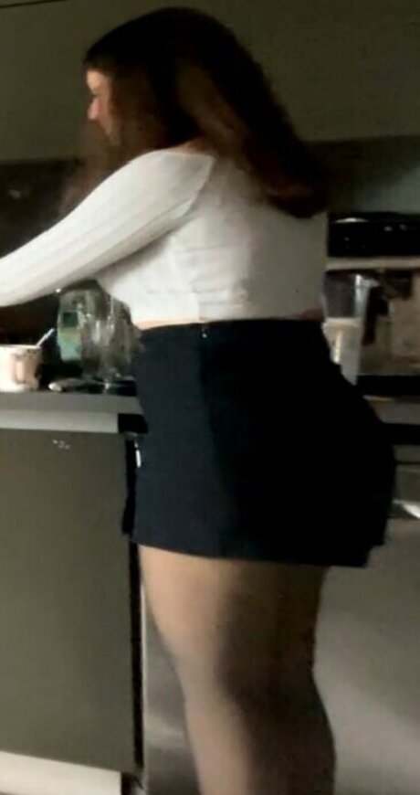 _zge Azunyan nudes model image