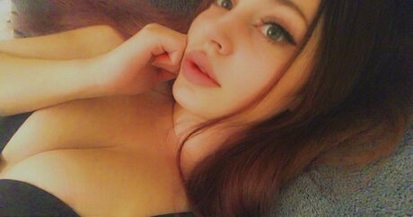 Stellaruu xxx pornstar pic