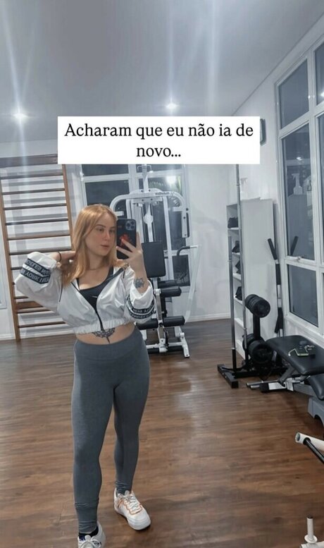 Leticia Motta naked pornstar photos