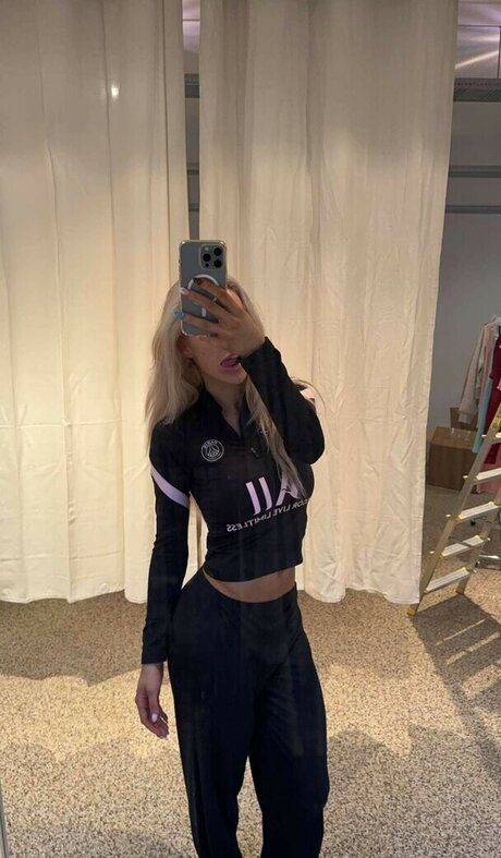 chubby anal onlyfans hot naked img