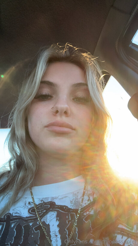 chloeessecret nice model picture