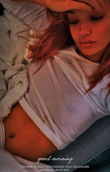 Enisa bukvic model sexy images