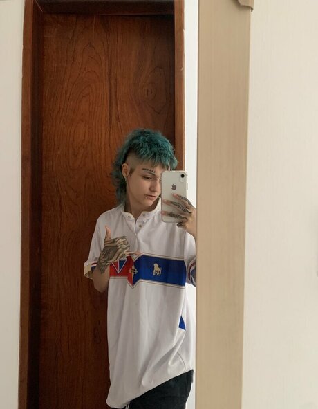 blonde shemale onlyfans xxx photos