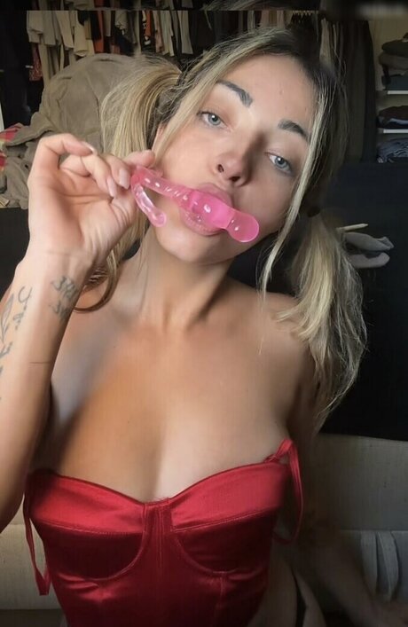 underground onlyfans pornographic pic