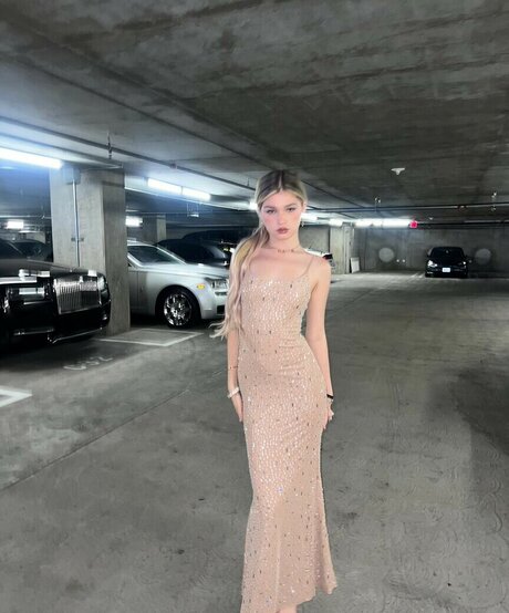 Abby Paradise nudes actress galleries