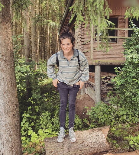 Joyce Ilg pornstar photo