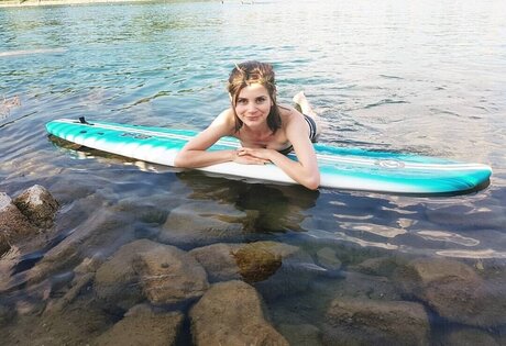 Joyce Ilg art actress photo