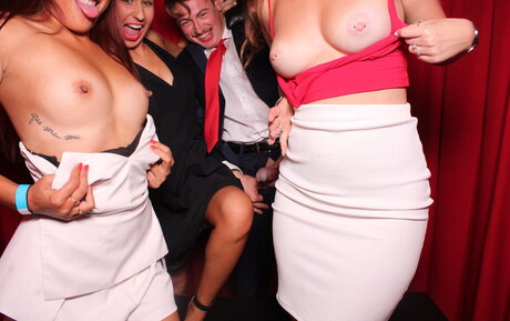 asian top onlyfans pornographic photos