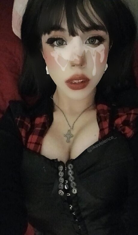 likeviolence_ hd model pics