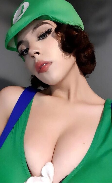 likeviolence_ art actress pic