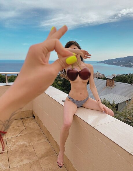 nainamalinina top actress photo