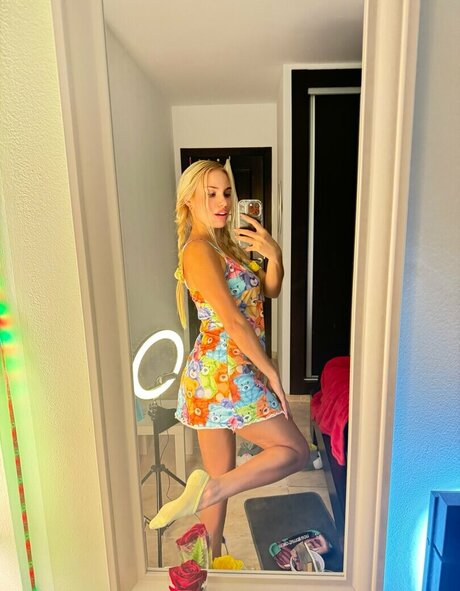 lickandysoles porn actress galleries