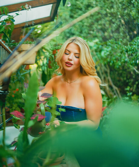 Natalie Amari sex actress archive