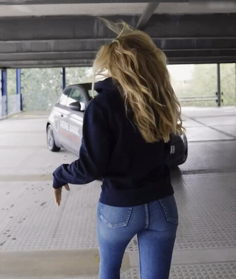 gloryhole princess onlyfans top picture