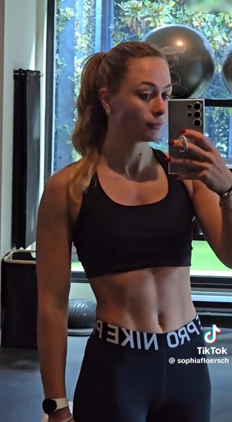 hairy teen pussy onlyfans hot porn pic