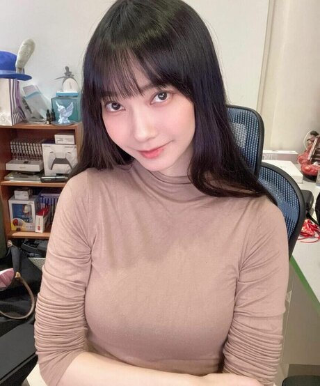 giantess onlyfans hot photos