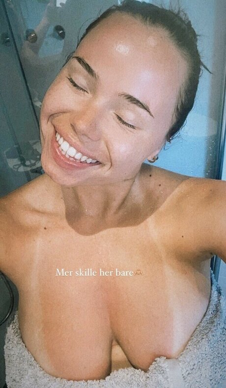 Jana Kristina Heiland star pretty image