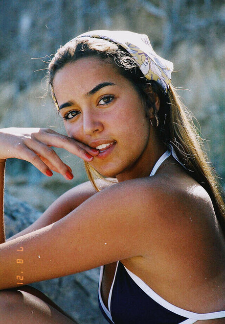 Carolina Luz pornographic model galleries