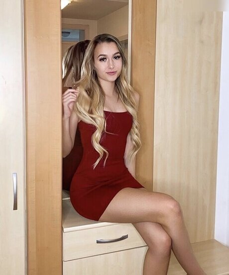 Maryyhx star high quality pictures