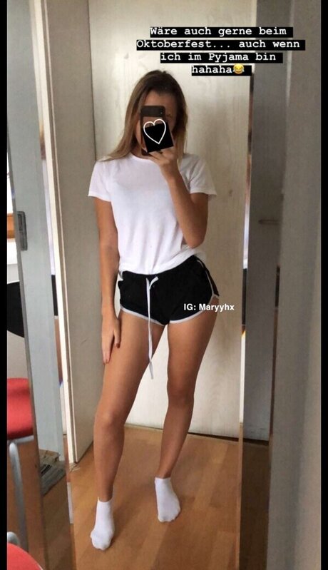 Maryyhx pornstar hot pics