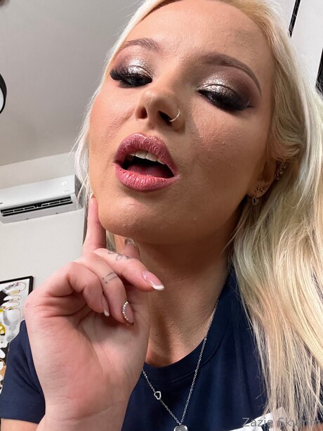 blonde small tits onlyfans art nude photos