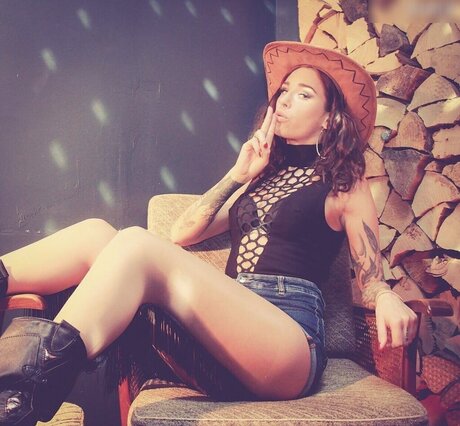 Liza Waschke nudes pornstar img